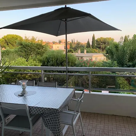 Apartment Superbe 2 Pieces Moderne Refait A Neuf, Piscine !