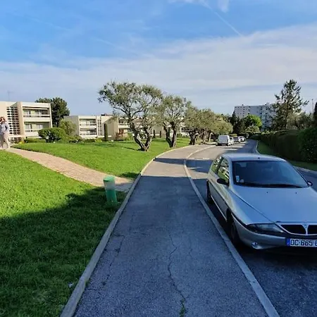 Superbe 2 Pieces Moderne Refait A Neuf, Piscine ! Апартаменты *