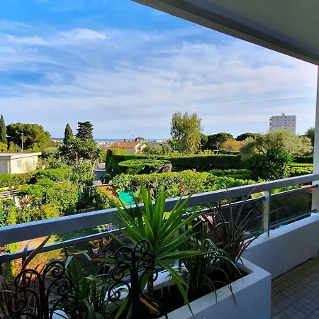 Superbe 2 Pieces Moderne Refait A Neuf, Piscine ! Apartment Antibes