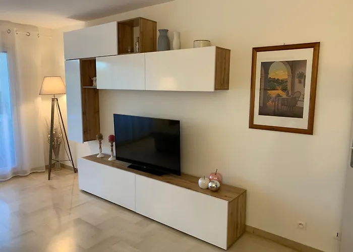 Apartment Superbe 2 Pieces Moderne Refait A Neuf, Piscine ! *